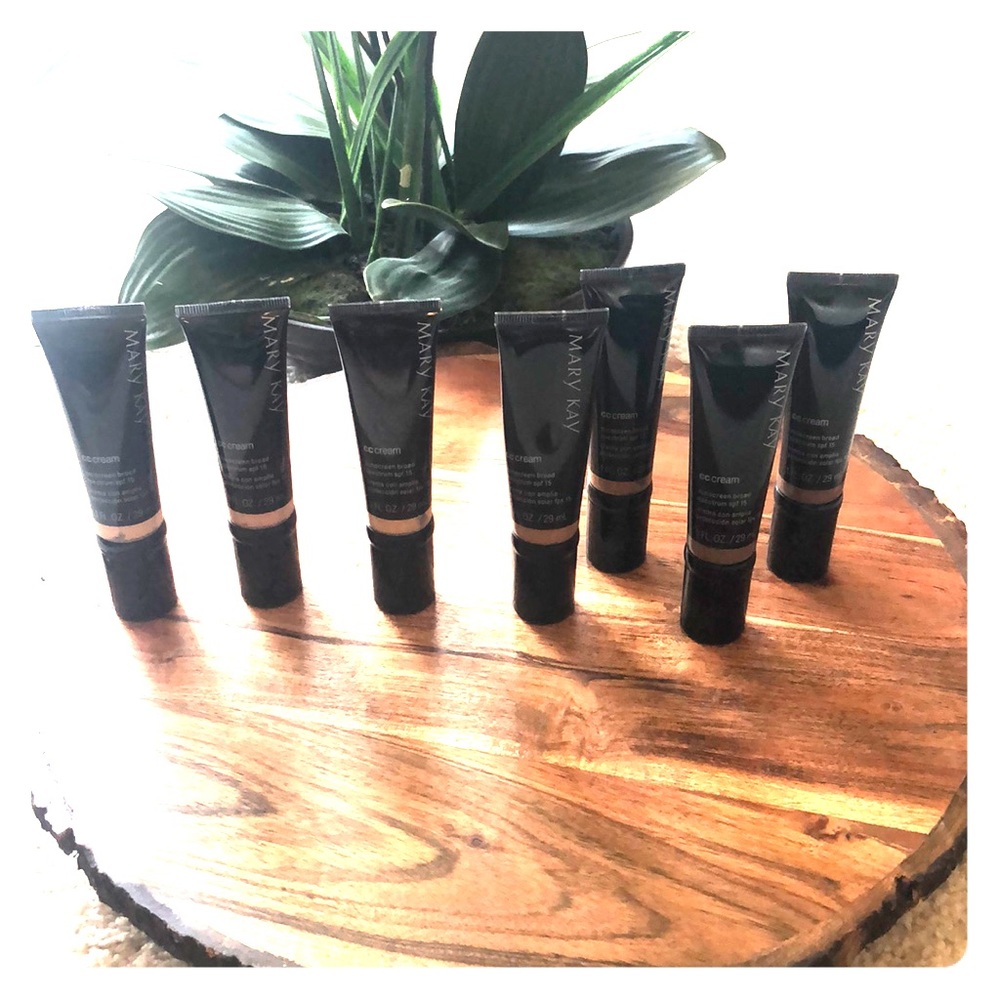 CC Cream spf 15 🔹$25 takes all 7🔹